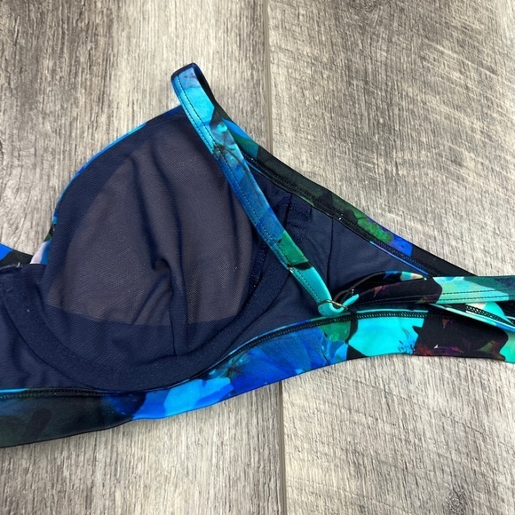 34B/C Athleta Blue Print Twister‎ Bikini Top - Picture 6 of 12